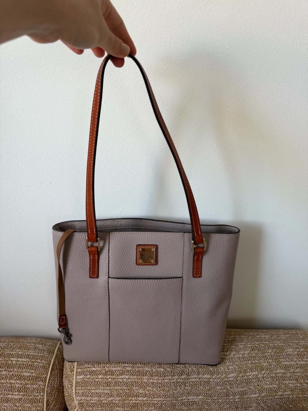 Dooney & Bourke Pebble Grain Leather Lexington Tote Bag Taupe Gray/Tan Shoulder - Picture 2 of 7
